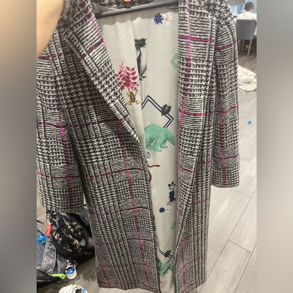 Vilagallo size 44 coat.